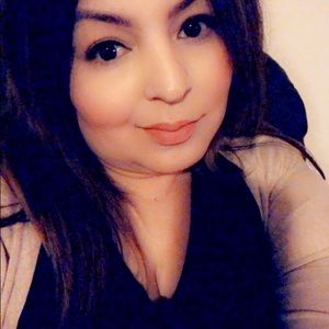 Meet your Posher, Becky